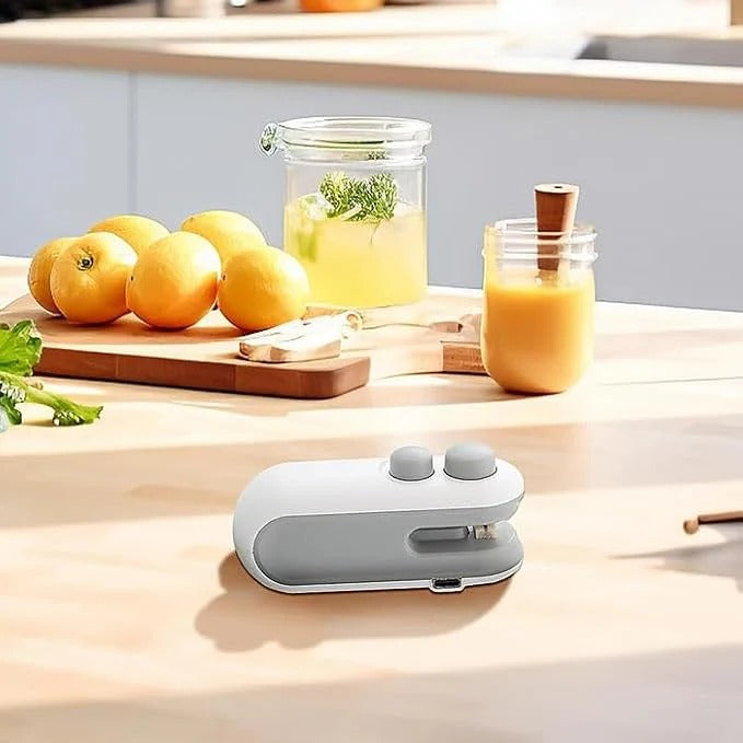Portable Mini Sealing Machine – USB Rechargeable Food Bag Sealer